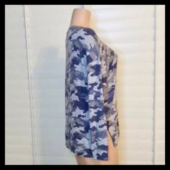 THREE DOTS Cozy Crewneck Tunic 
Camouflage - Picture 2 of 10